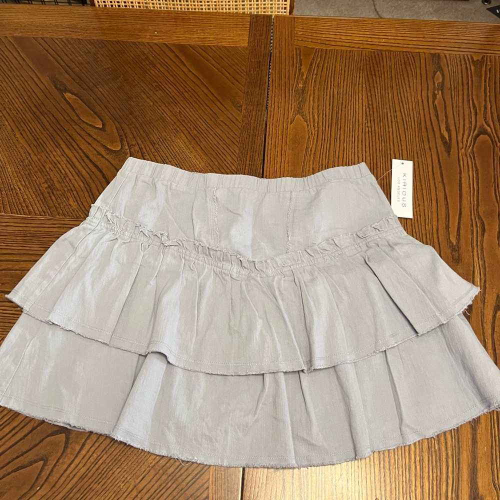 KIRIOUS COTTON TIERED SKIRT. NWT. SIZE MEDIUM.